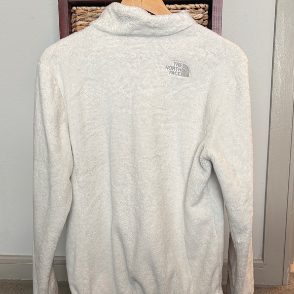 The North Face Women's Cream Teddy Jacket - Picture 7 of 8